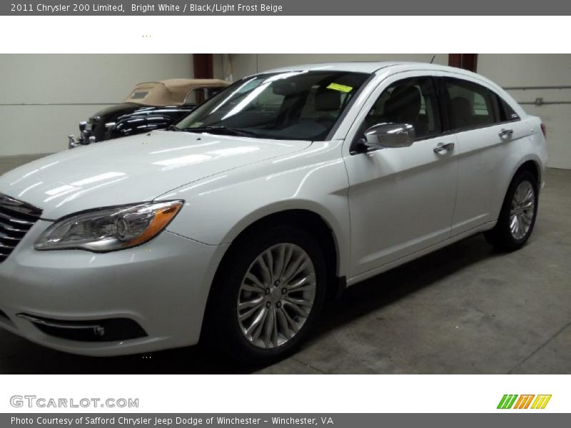 Bright White / Black/Light Frost Beige 2011 Chrysler 200 Limited