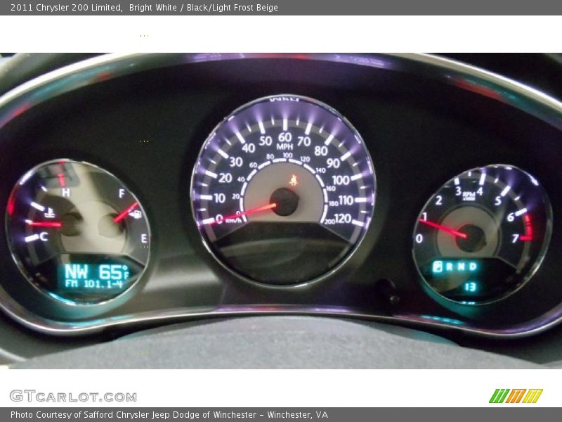 Bright White / Black/Light Frost Beige 2011 Chrysler 200 Limited