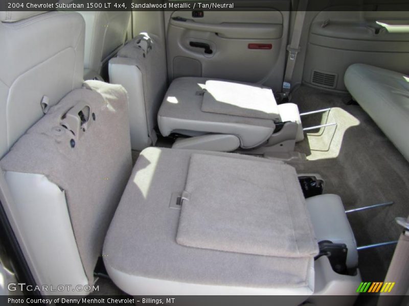 Sandalwood Metallic / Tan/Neutral 2004 Chevrolet Suburban 1500 LT 4x4