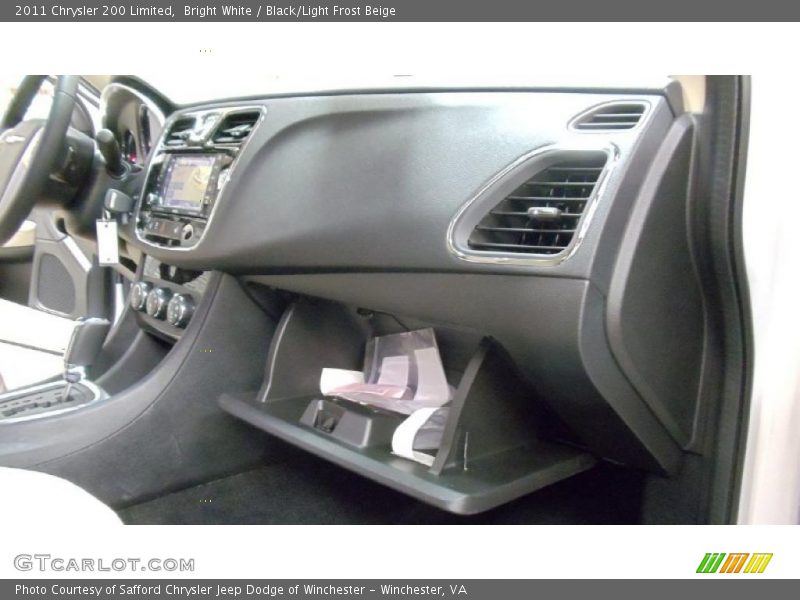 Bright White / Black/Light Frost Beige 2011 Chrysler 200 Limited