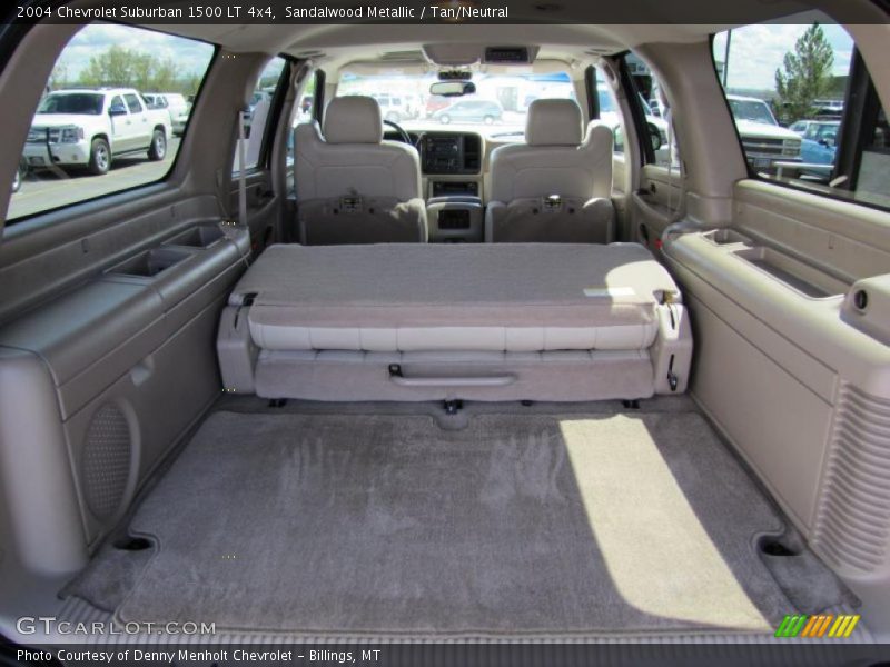 Sandalwood Metallic / Tan/Neutral 2004 Chevrolet Suburban 1500 LT 4x4
