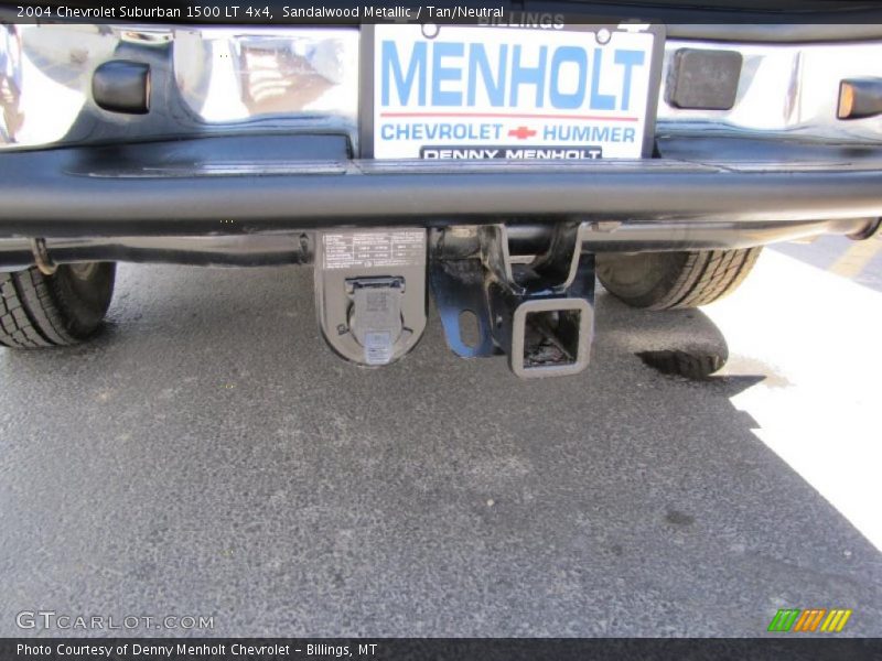 Sandalwood Metallic / Tan/Neutral 2004 Chevrolet Suburban 1500 LT 4x4