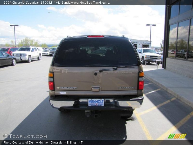 Sandalwood Metallic / Tan/Neutral 2004 Chevrolet Suburban 1500 LT 4x4