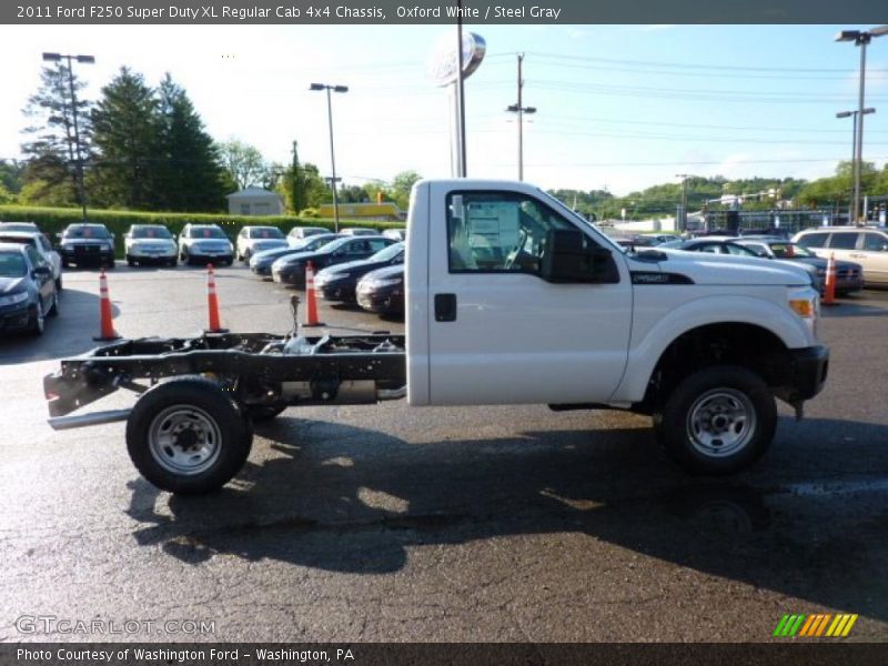  2011 F250 Super Duty XL Regular Cab 4x4 Chassis Oxford White