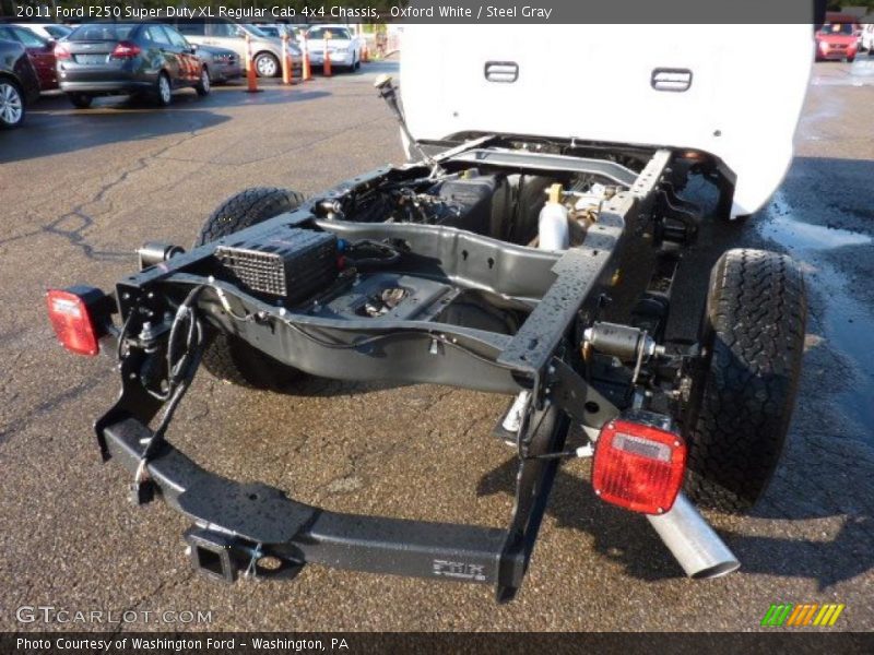  2011 F250 Super Duty XL Regular Cab 4x4 Chassis Oxford White