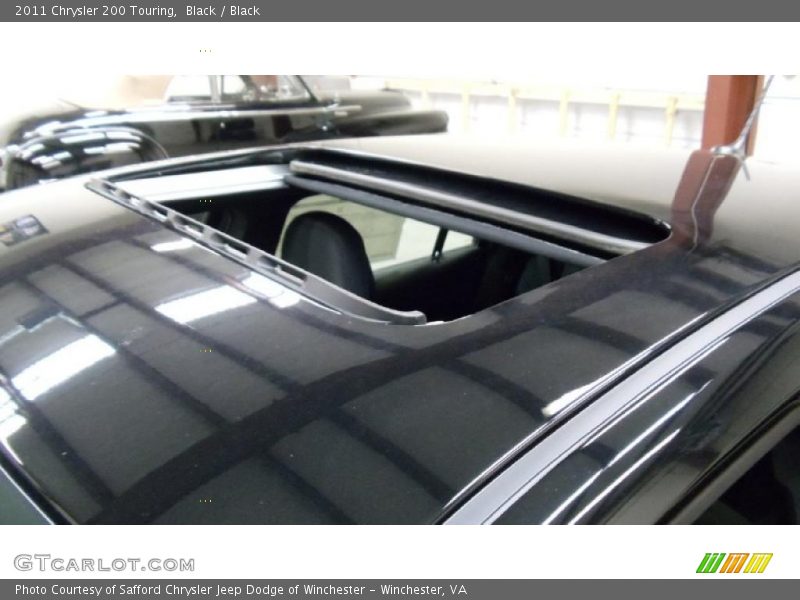 Black / Black 2011 Chrysler 200 Touring
