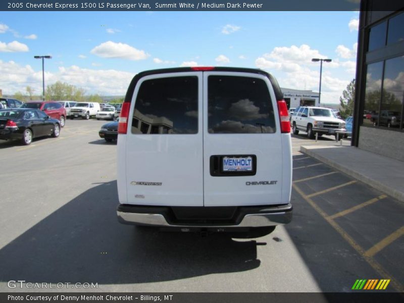 Summit White / Medium Dark Pewter 2005 Chevrolet Express 1500 LS Passenger Van