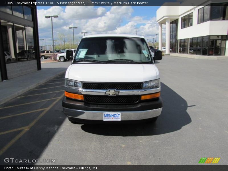 Summit White / Medium Dark Pewter 2005 Chevrolet Express 1500 LS Passenger Van