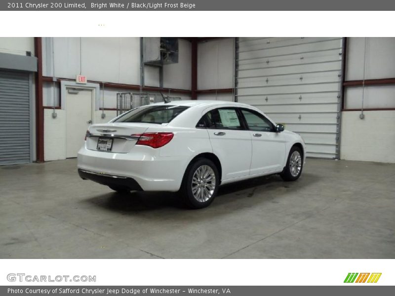 Bright White / Black/Light Frost Beige 2011 Chrysler 200 Limited