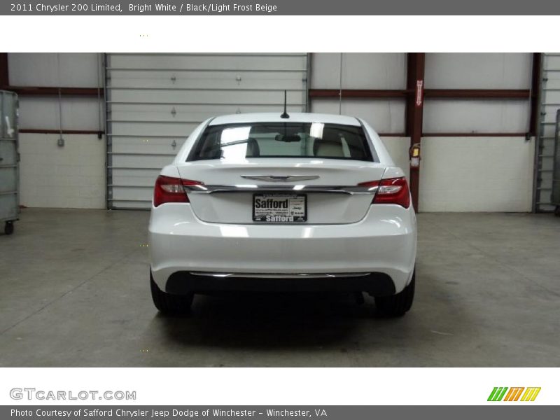 Bright White / Black/Light Frost Beige 2011 Chrysler 200 Limited