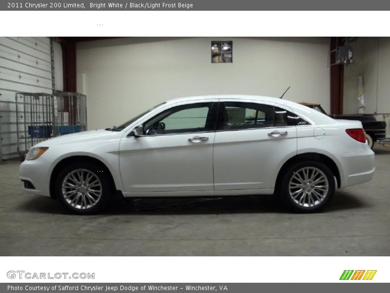  2011 200 Limited Bright White