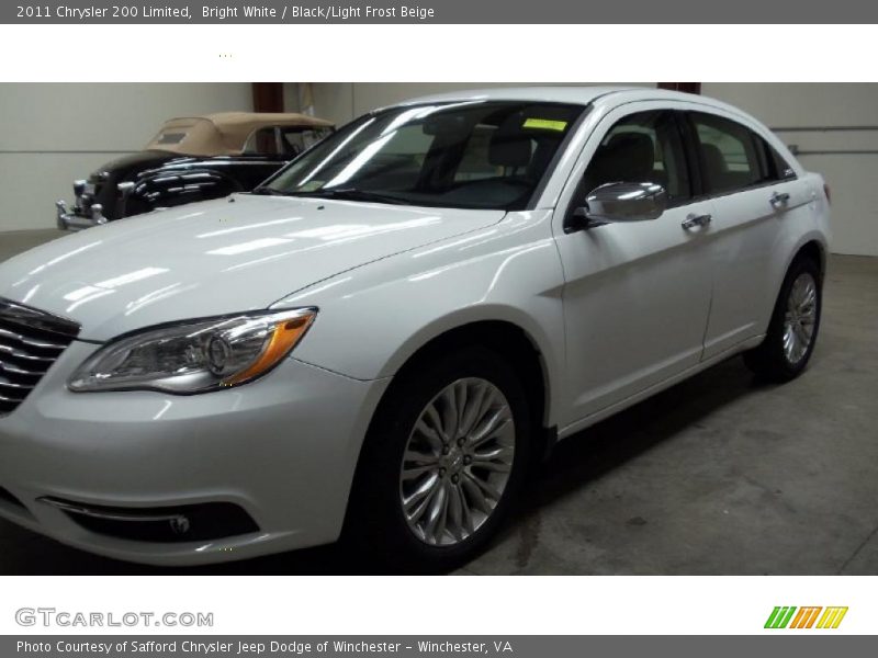 Bright White / Black/Light Frost Beige 2011 Chrysler 200 Limited