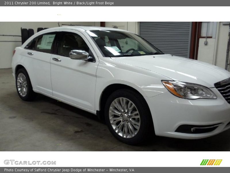 Bright White / Black/Light Frost Beige 2011 Chrysler 200 Limited