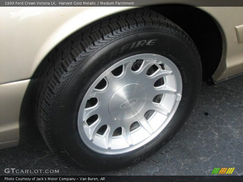  1999 Crown Victoria LX Wheel
