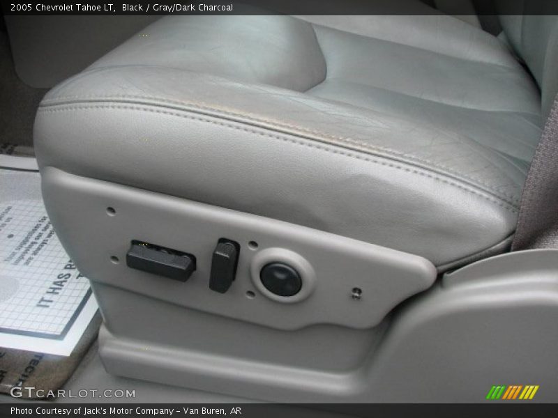 Black / Gray/Dark Charcoal 2005 Chevrolet Tahoe LT