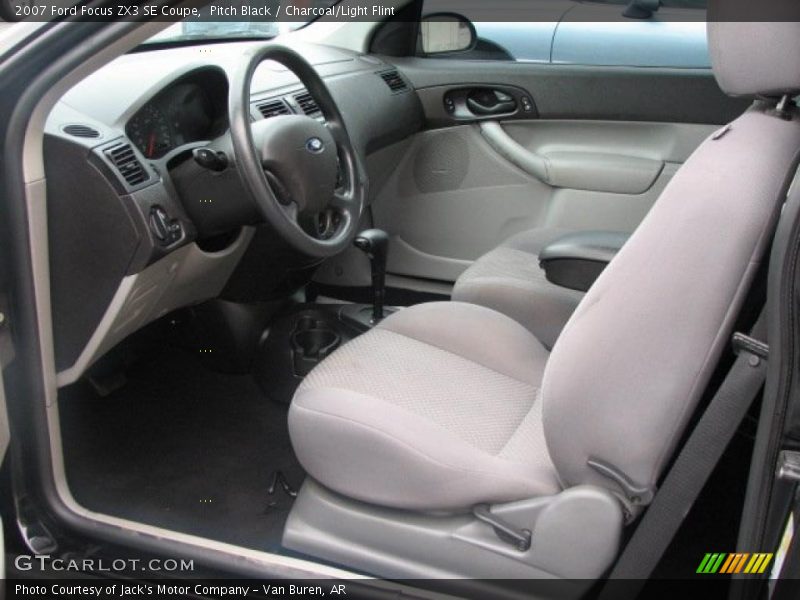 Pitch Black / Charcoal/Light Flint 2007 Ford Focus ZX3 SE Coupe