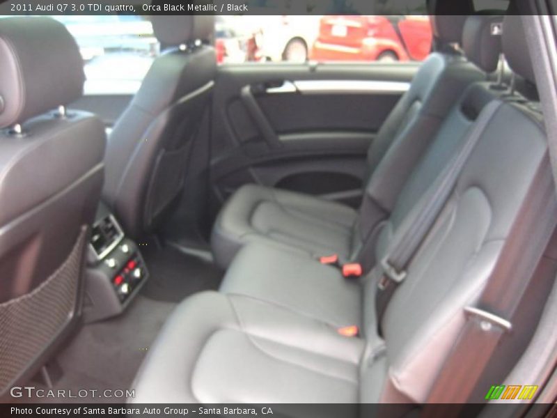 Orca Black Metallic / Black 2011 Audi Q7 3.0 TDI quattro