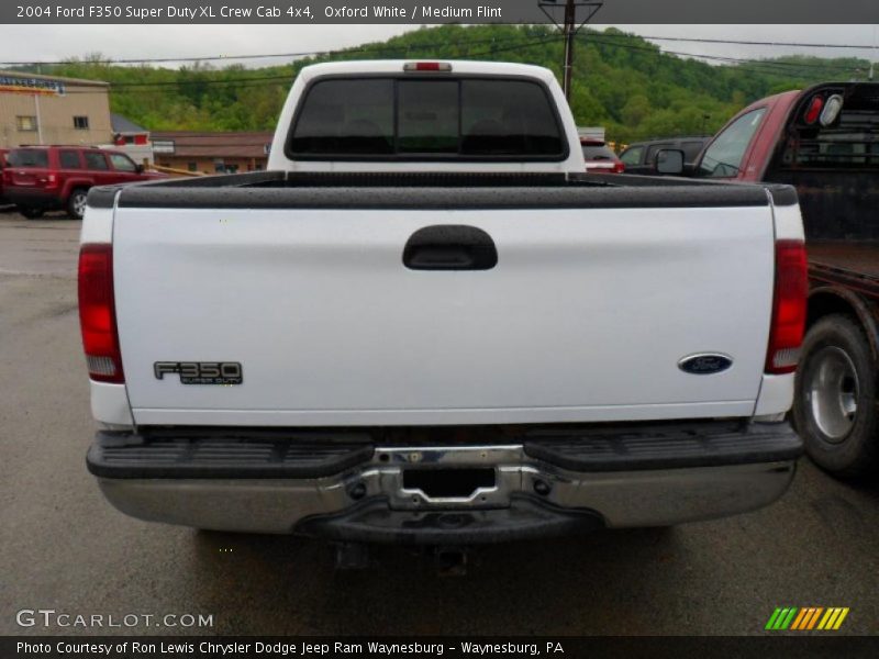Oxford White / Medium Flint 2004 Ford F350 Super Duty XL Crew Cab 4x4