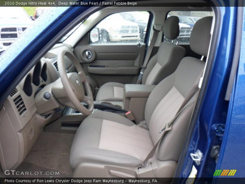  2010 Nitro Heat 4x4 Pastel Pebble Beige Interior