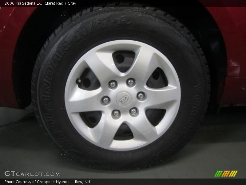 Claret Red / Gray 2006 Kia Sedona LX