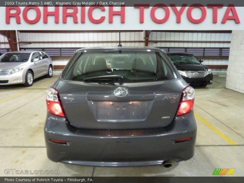 Magnetic Gray Metallic / Dark Charcoal 2009 Toyota Matrix S AWD