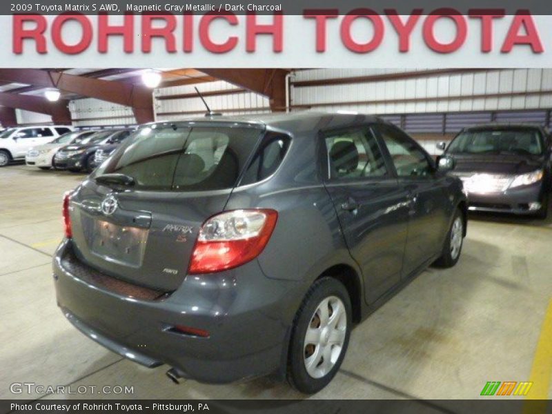 Magnetic Gray Metallic / Dark Charcoal 2009 Toyota Matrix S AWD