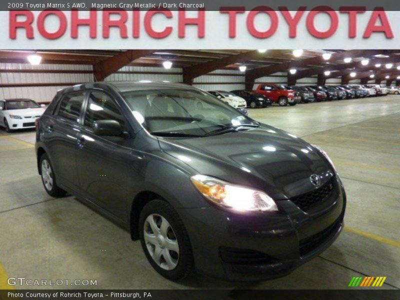 Magnetic Gray Metallic / Dark Charcoal 2009 Toyota Matrix S AWD