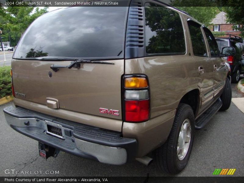 Sandalwood Metallic / Neutral/Shale 2004 GMC Yukon SLT 4x4