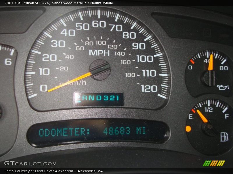 Sandalwood Metallic / Neutral/Shale 2004 GMC Yukon SLT 4x4