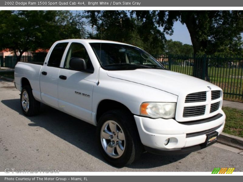 Bright White / Dark Slate Gray 2002 Dodge Ram 1500 Sport Quad Cab 4x4