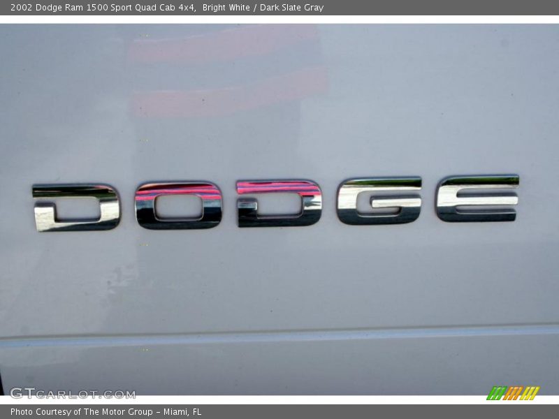 Bright White / Dark Slate Gray 2002 Dodge Ram 1500 Sport Quad Cab 4x4