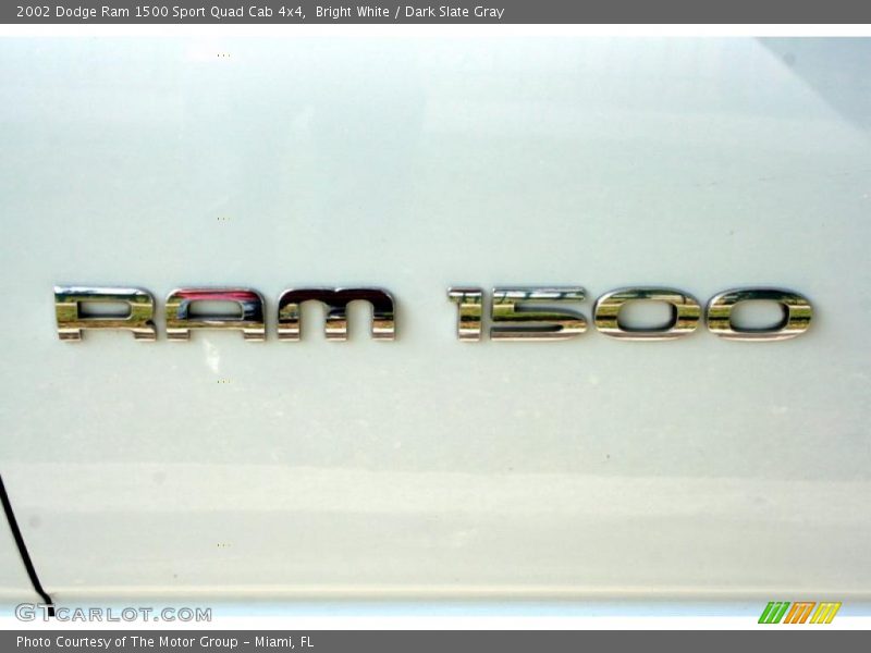 Bright White / Dark Slate Gray 2002 Dodge Ram 1500 Sport Quad Cab 4x4