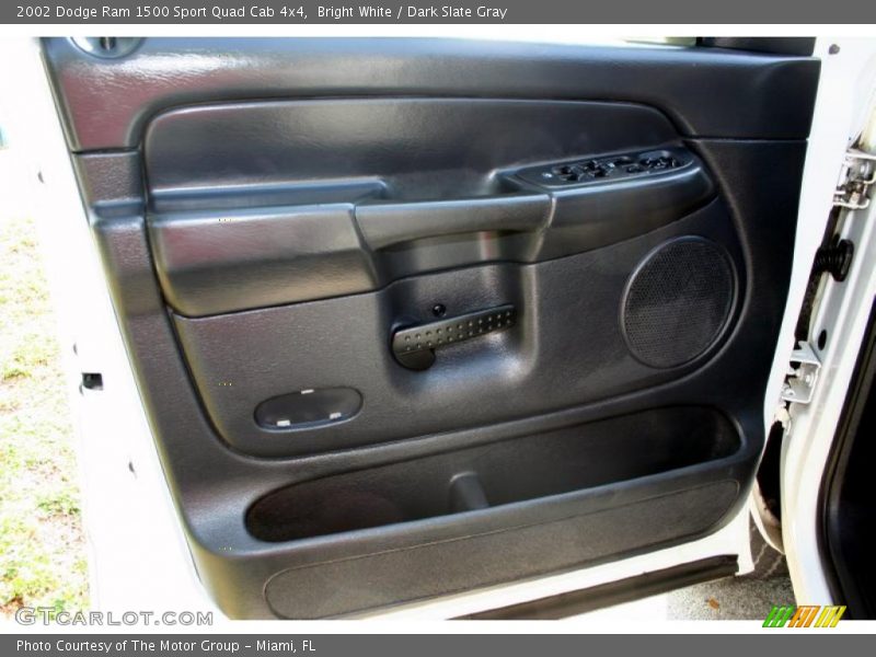 Bright White / Dark Slate Gray 2002 Dodge Ram 1500 Sport Quad Cab 4x4