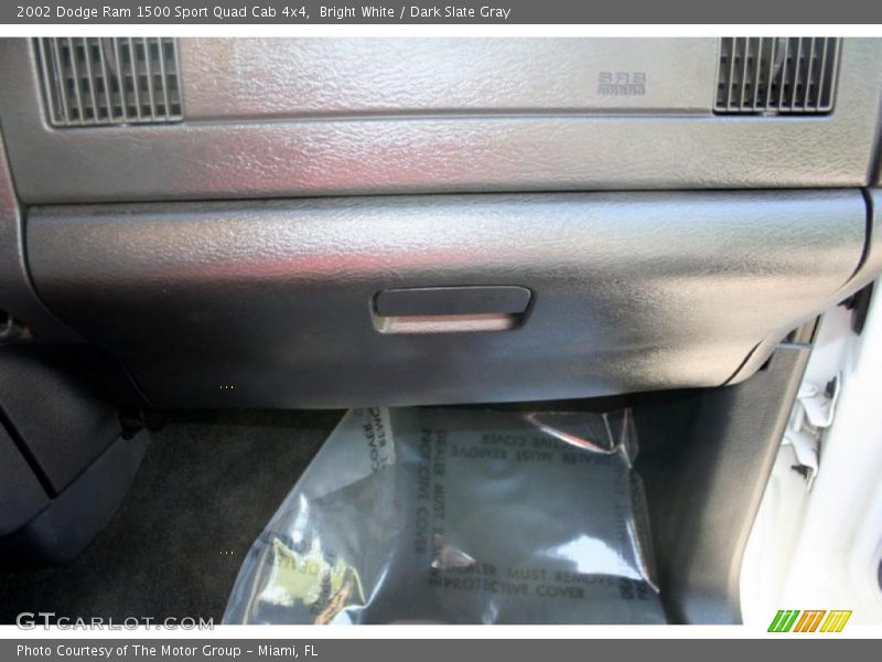 Bright White / Dark Slate Gray 2002 Dodge Ram 1500 Sport Quad Cab 4x4
