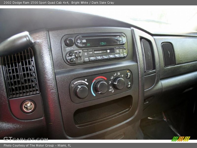 Bright White / Dark Slate Gray 2002 Dodge Ram 1500 Sport Quad Cab 4x4