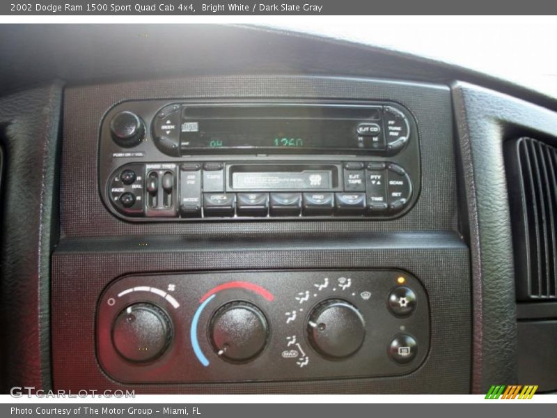 Bright White / Dark Slate Gray 2002 Dodge Ram 1500 Sport Quad Cab 4x4