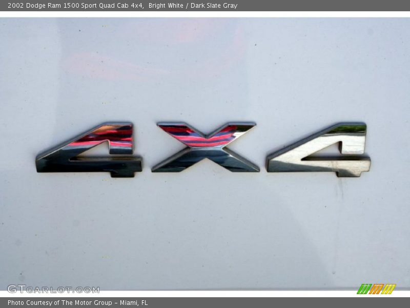 Bright White / Dark Slate Gray 2002 Dodge Ram 1500 Sport Quad Cab 4x4