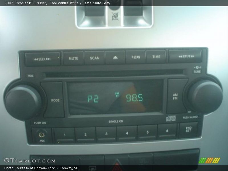 Cool Vanilla White / Pastel Slate Gray 2007 Chrysler PT Cruiser