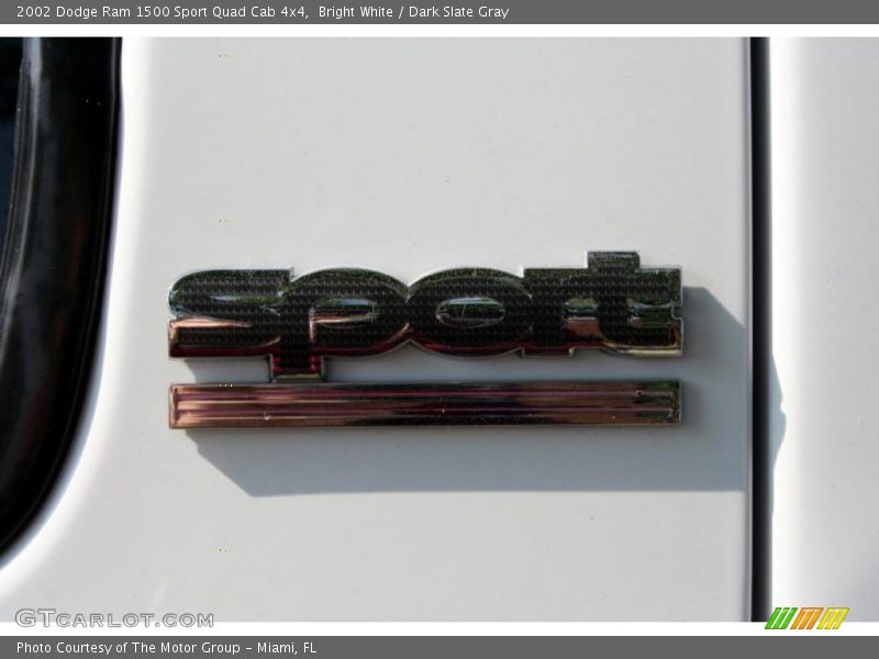 Bright White / Dark Slate Gray 2002 Dodge Ram 1500 Sport Quad Cab 4x4