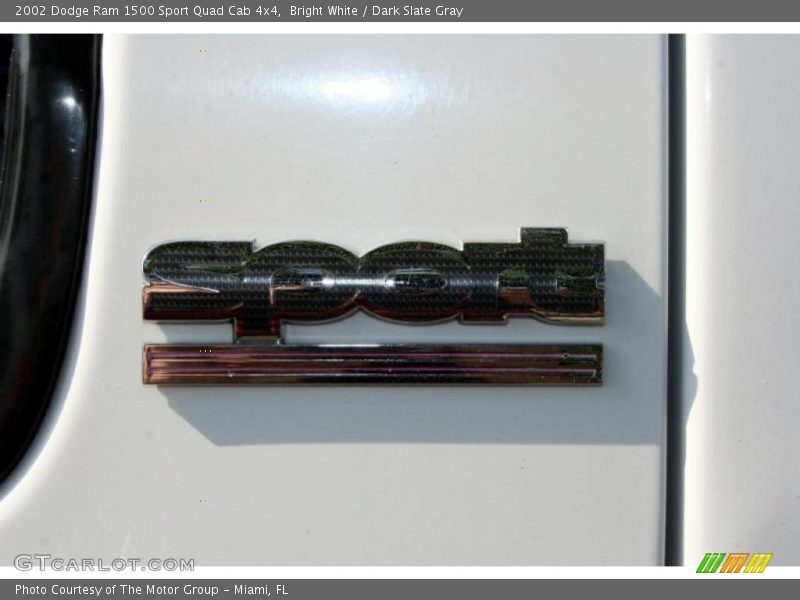 Bright White / Dark Slate Gray 2002 Dodge Ram 1500 Sport Quad Cab 4x4