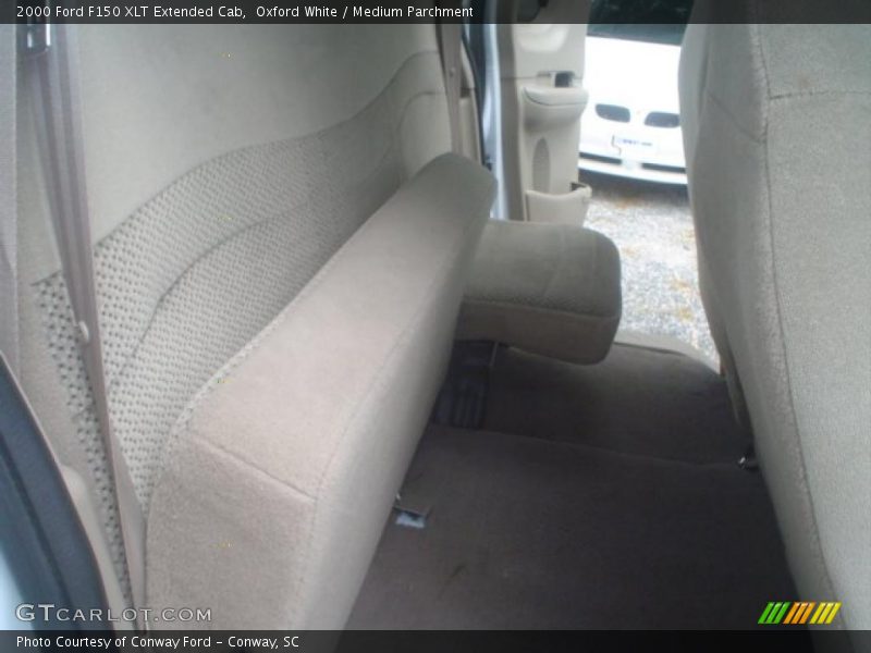 Oxford White / Medium Parchment 2000 Ford F150 XLT Extended Cab