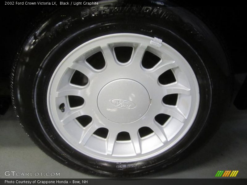 Black / Light Graphite 2002 Ford Crown Victoria LX