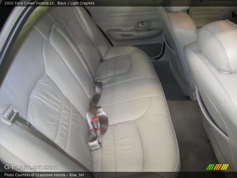 Black / Light Graphite 2002 Ford Crown Victoria LX