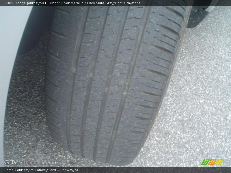 Bright Silver Metallic / Dark Slate Gray/Light Graystone 2009 Dodge Journey SXT