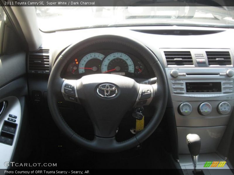 Super White / Dark Charcoal 2011 Toyota Camry SE