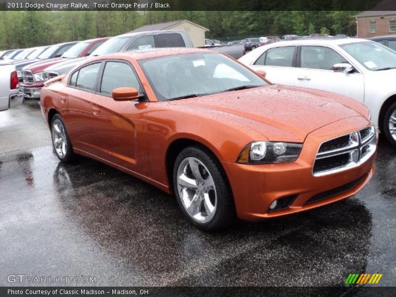 Front 3/4 View of 2011 Charger Rallye