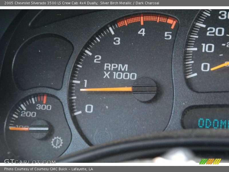 Silver Birch Metallic / Dark Charcoal 2005 Chevrolet Silverado 3500 LS Crew Cab 4x4 Dually
