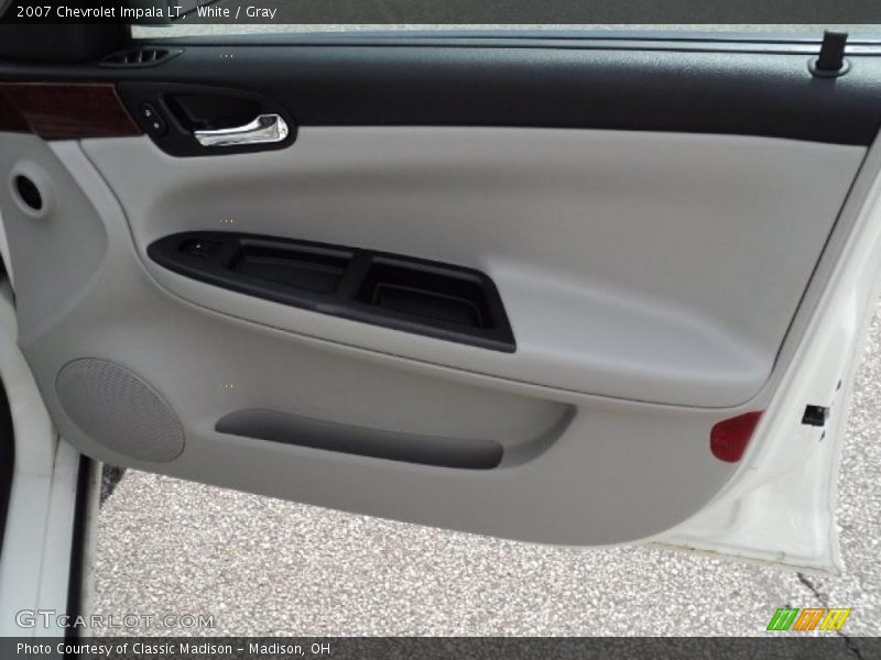White / Gray 2007 Chevrolet Impala LT