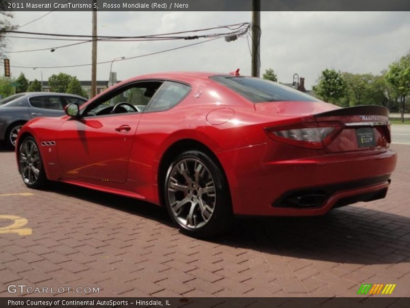 Rosso Mondiale (Red) / Nero 2011 Maserati GranTurismo S