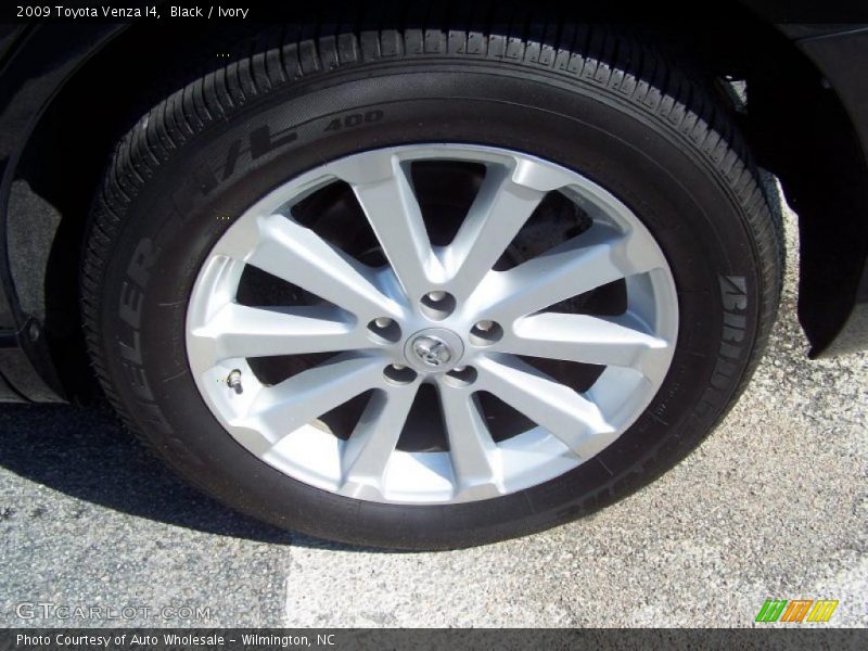 Black / Ivory 2009 Toyota Venza I4